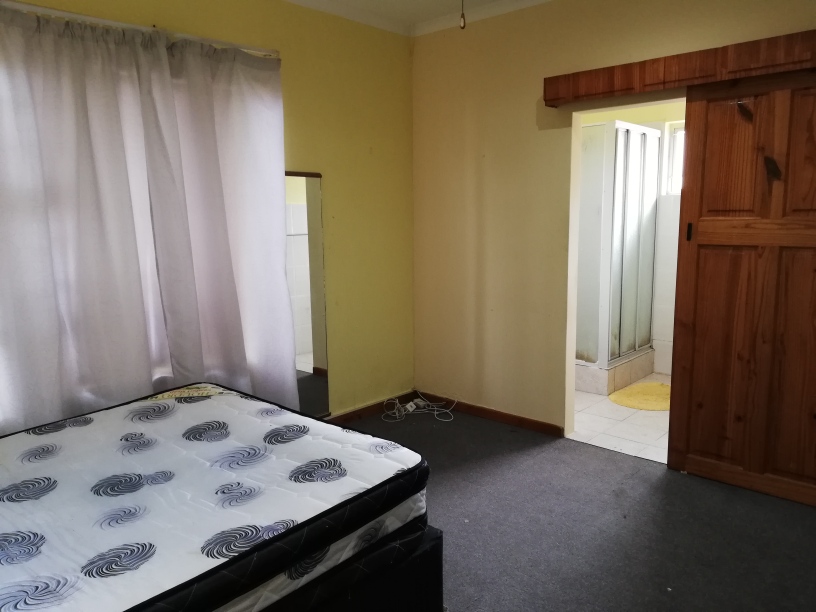 To Let 1 Bedroom Property for Rent in Amalinda Eastern Cape